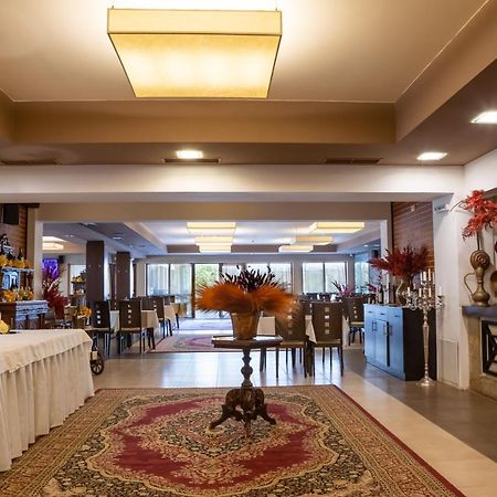 Ostrova Holiday Village Beli Osŭm Exteriör bild