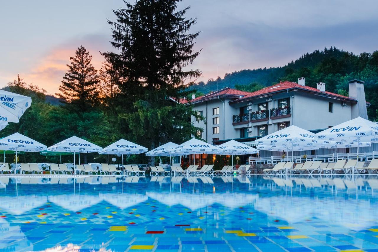 Ostrova Holiday Village Beli Osŭm Exteriör bild