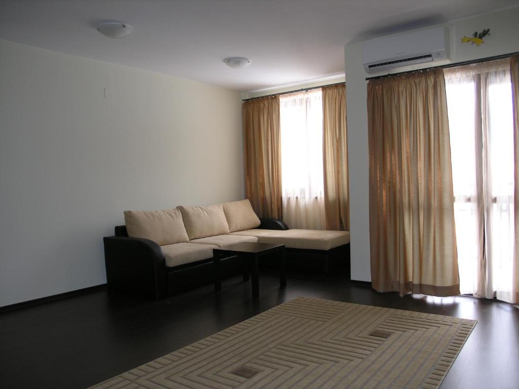 Ostrova Holiday Village Beli Osŭm Rum bild