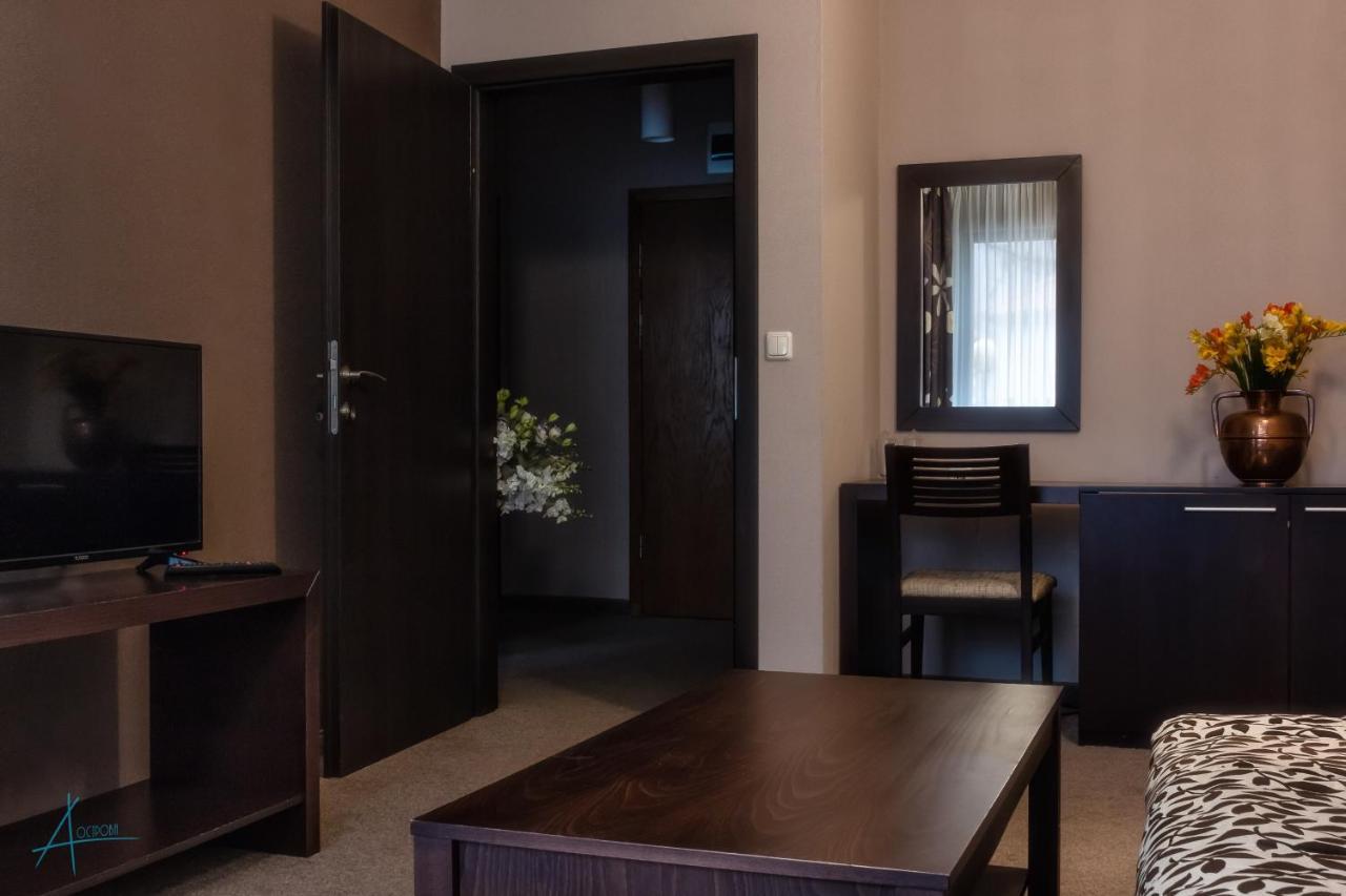 Ostrova Holiday Village Beli Osŭm Exteriör bild