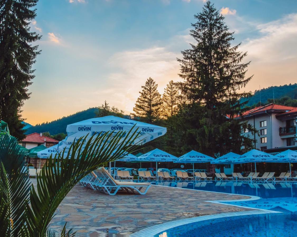 Ostrova Holiday Village Beli Osŭm Exteriör bild